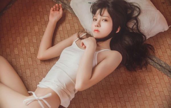 欧美女孩免费a视频图片免费a_1080高清迅雷在线观看