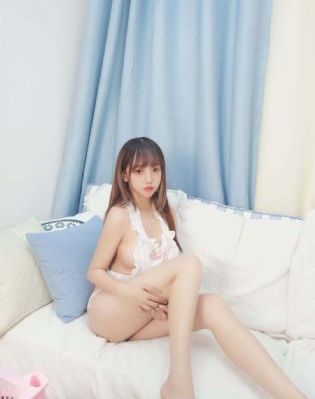 亚洲白色白色永久在线播放_HD电影全集观看