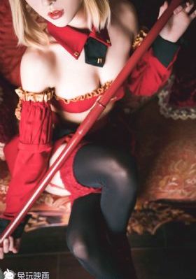 公園偶遇AV女優_BD韩语免费观看视频