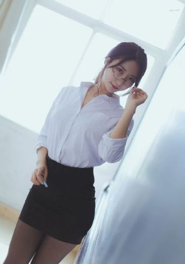 国产亚洲综合aa系列_BD国语电影完整版