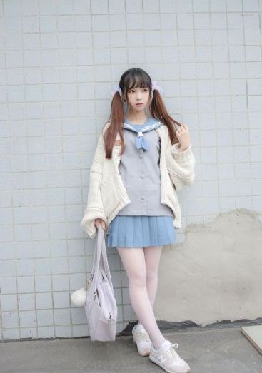 国产美女极品免费视频_720手机免费观看完整