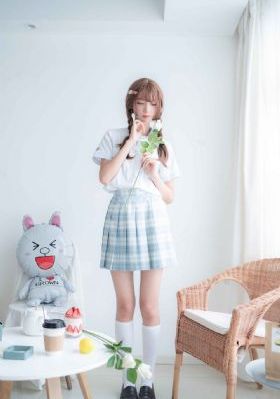 一级靠逼片免费看三男一女_HD电影免费在线